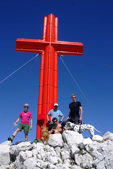 Lothar, Bernhard, Fredi und ich am Gipfel